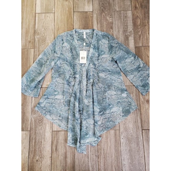 Nwt Rvca Sheer Snake Print Bluse W/ Flared Sleeves In Aqua Blue&Green Size Large - Picture 1 of 9